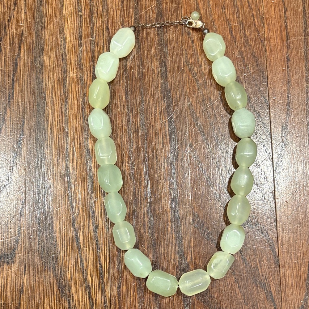 Elegant Green Beaded Necklace